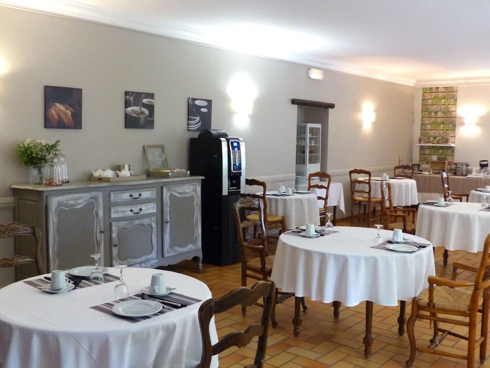 Logis Hotel Restaurant La Sommellerie Châteauneuf-du-Pape Exteriör bild